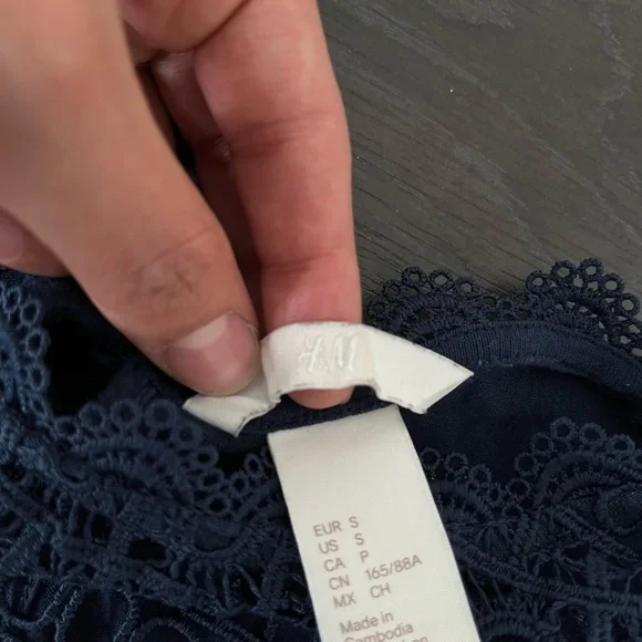 Embroidered/Crochet Style Top - Picture 2 of 2